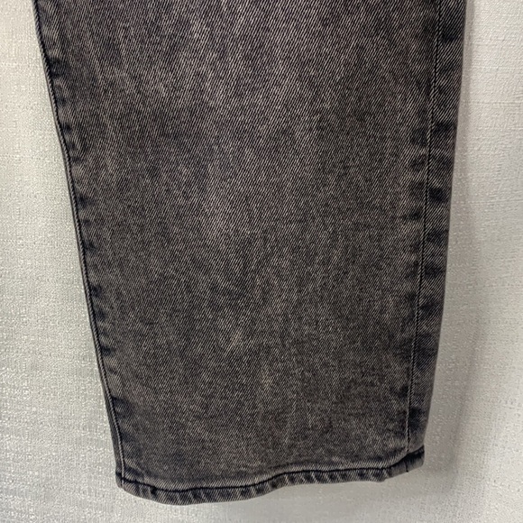 Express Super High Waisted Faded Black Cropped Straight Jeans- NWT - Picture 13 of 15